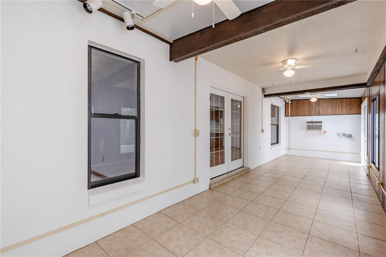 2681 Washington Avenue, Unit 18, Eustis, FL 32726 Photo