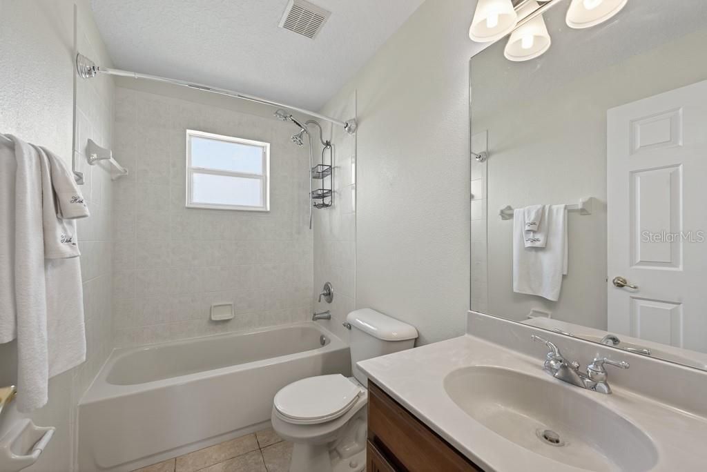 1063 Paseo Del Rio Ne, Saint Petersburg, FL 33702 Photo