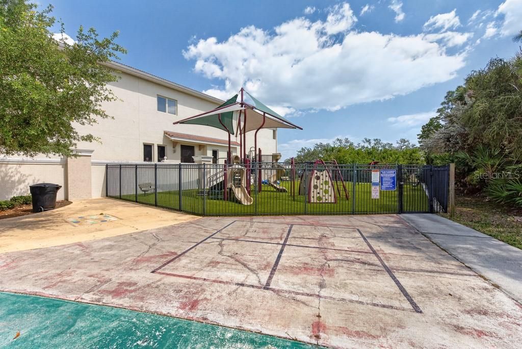 1063 Paseo Del Rio Ne, Saint Petersburg, FL 33702 Photo