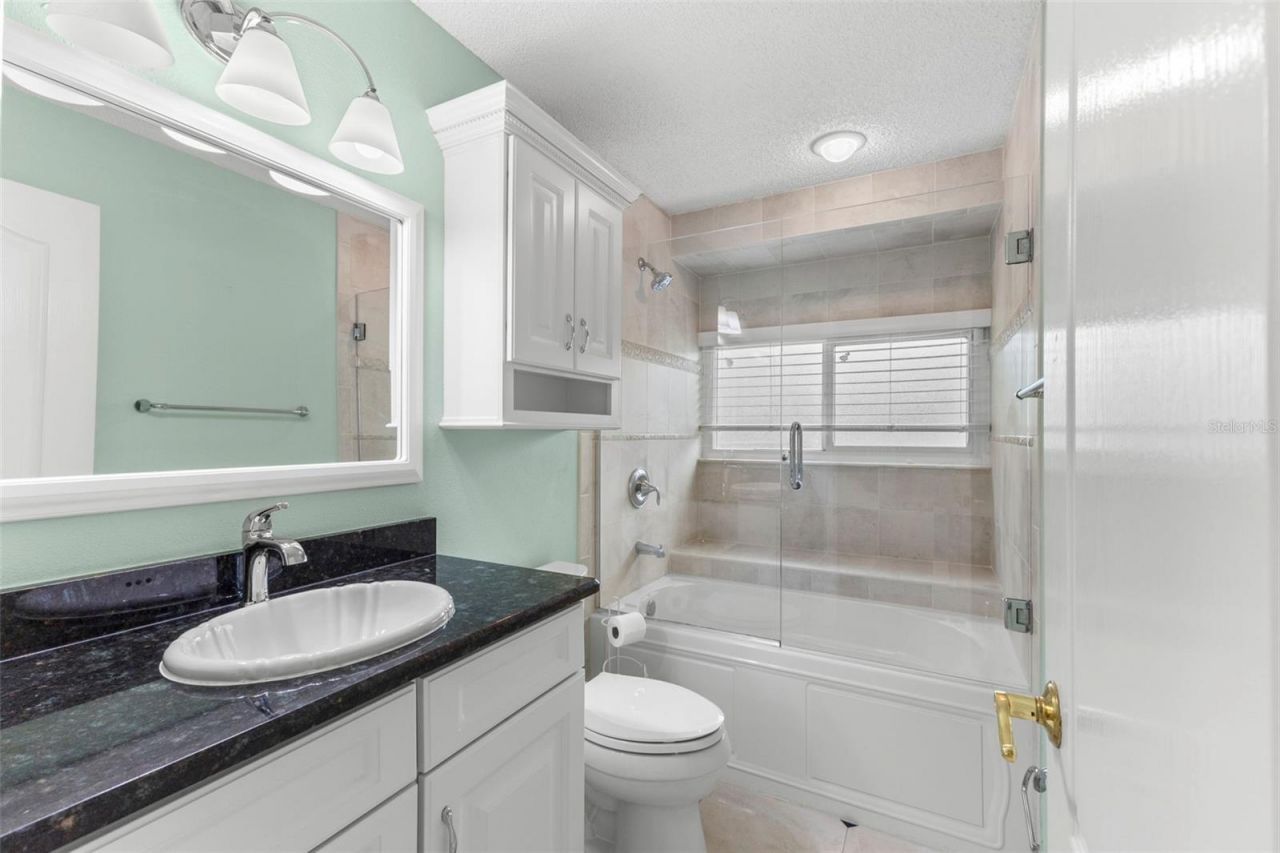 1404 Oxfordshire Court, Brandon, FL 33510 Photo