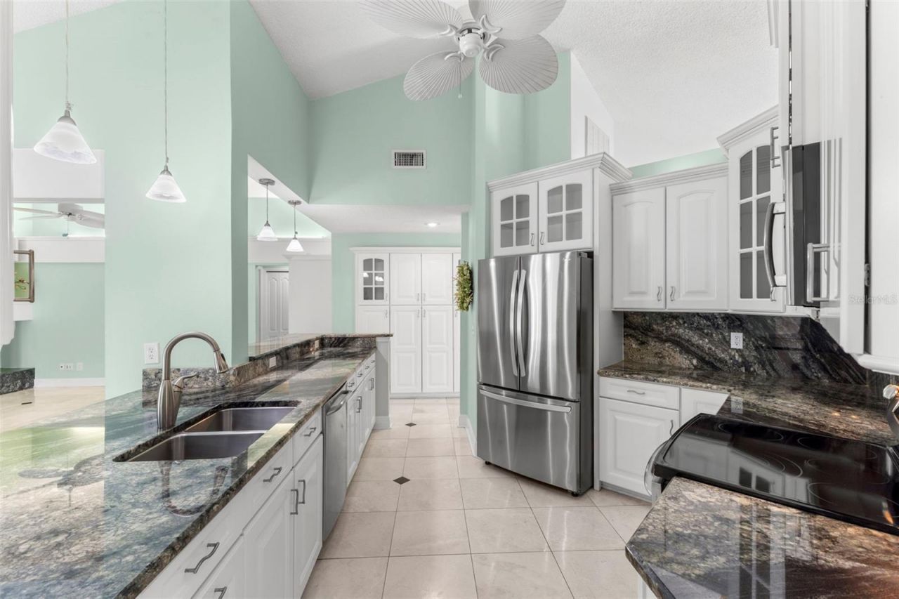 1404 Oxfordshire Court, Brandon, FL 33510 Photo