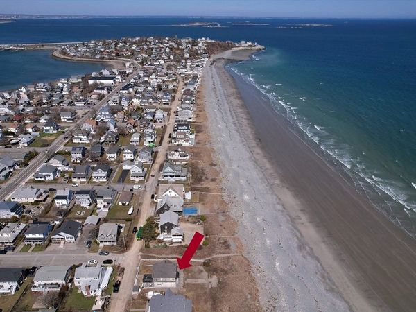 60 N St, Hull, MA 02045