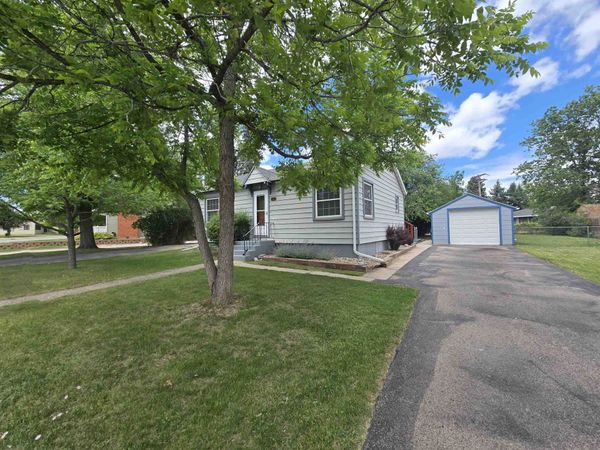 404 S Canyon Road, Rapid City, SD 57702