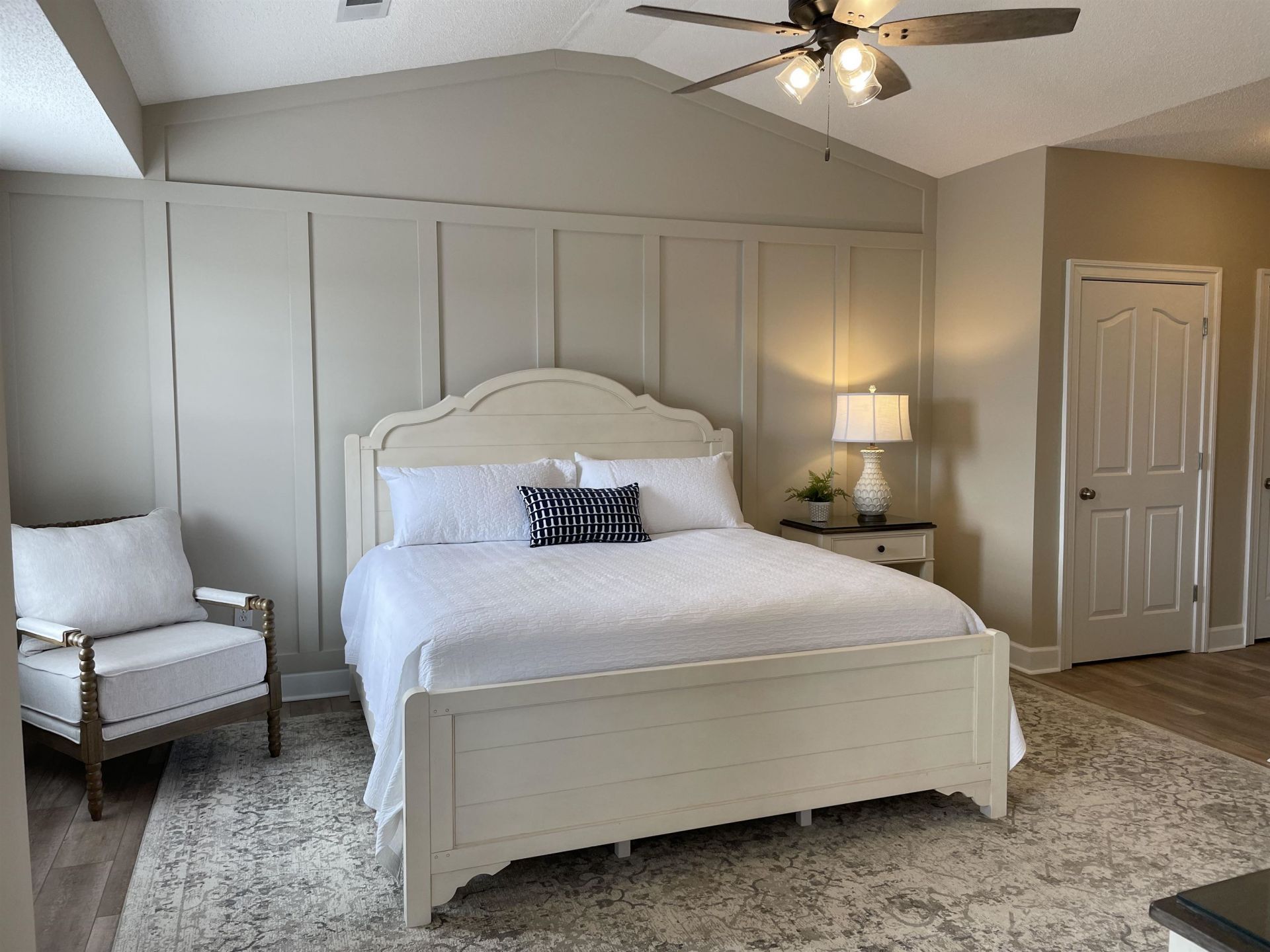 5650 Barefoot Resort Bridge Rd. Photo 13