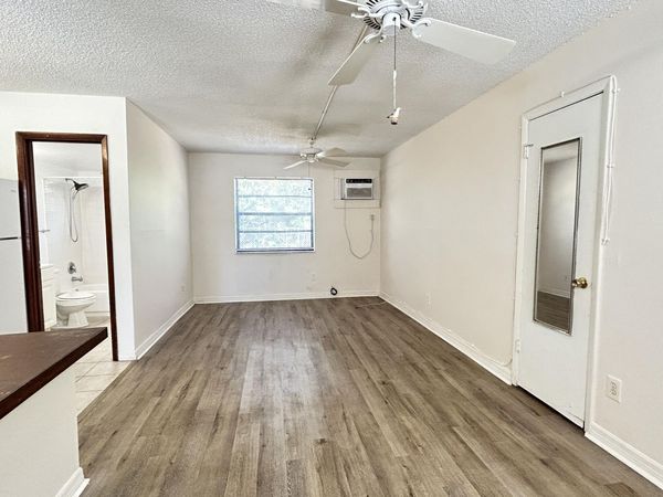 1041 SE Monterey Road, Stuart, FL 34994