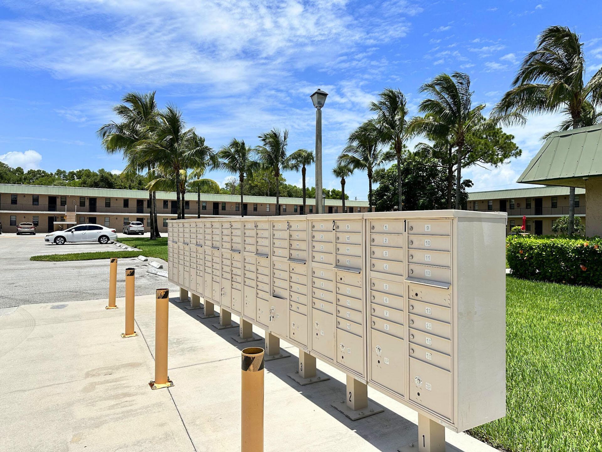 1041 SE Monterey Road, Stuart, FL 34994 Photo