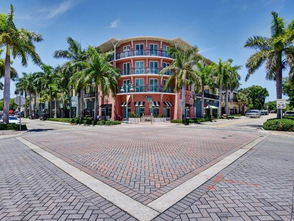225 NE 1st Street, Unit 401, Delray Beach, FL 33444