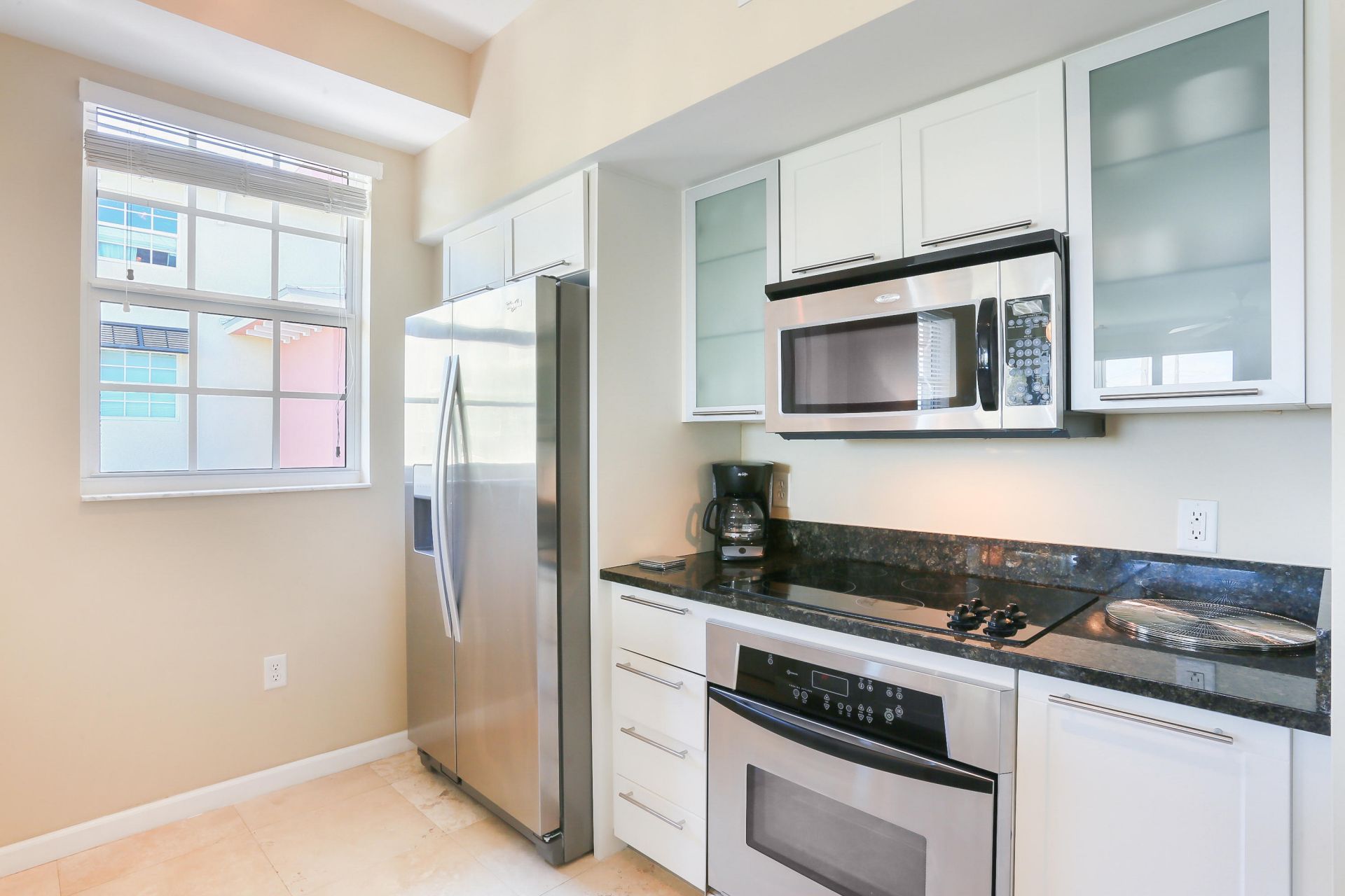 225 NE 1st Street, Unit 401, Delray Beach, FL 33444 Photo