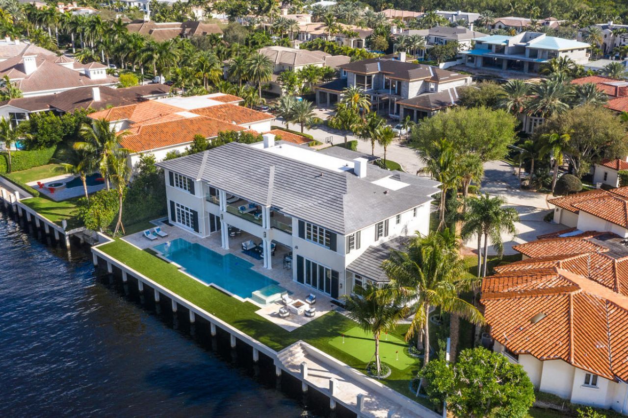 133 W Coconut Palm Road, Boca Raton, FL 33432 Photo