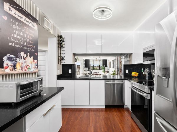 10360 NW 30th Court, Unit 403, Sunrise, FL 33322