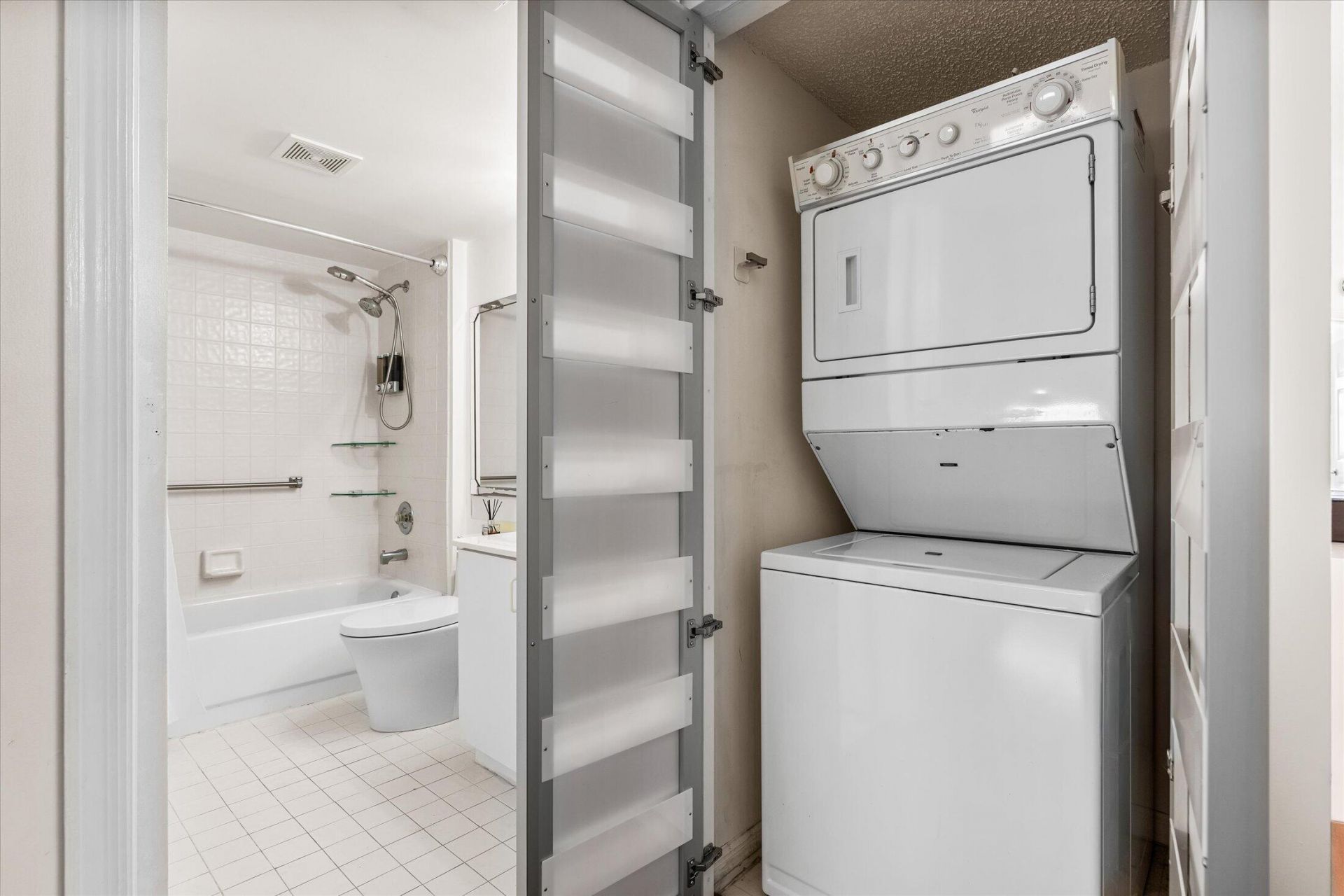 10360 NW 30th Court, Unit 403, Sunrise, FL 33322 Photo