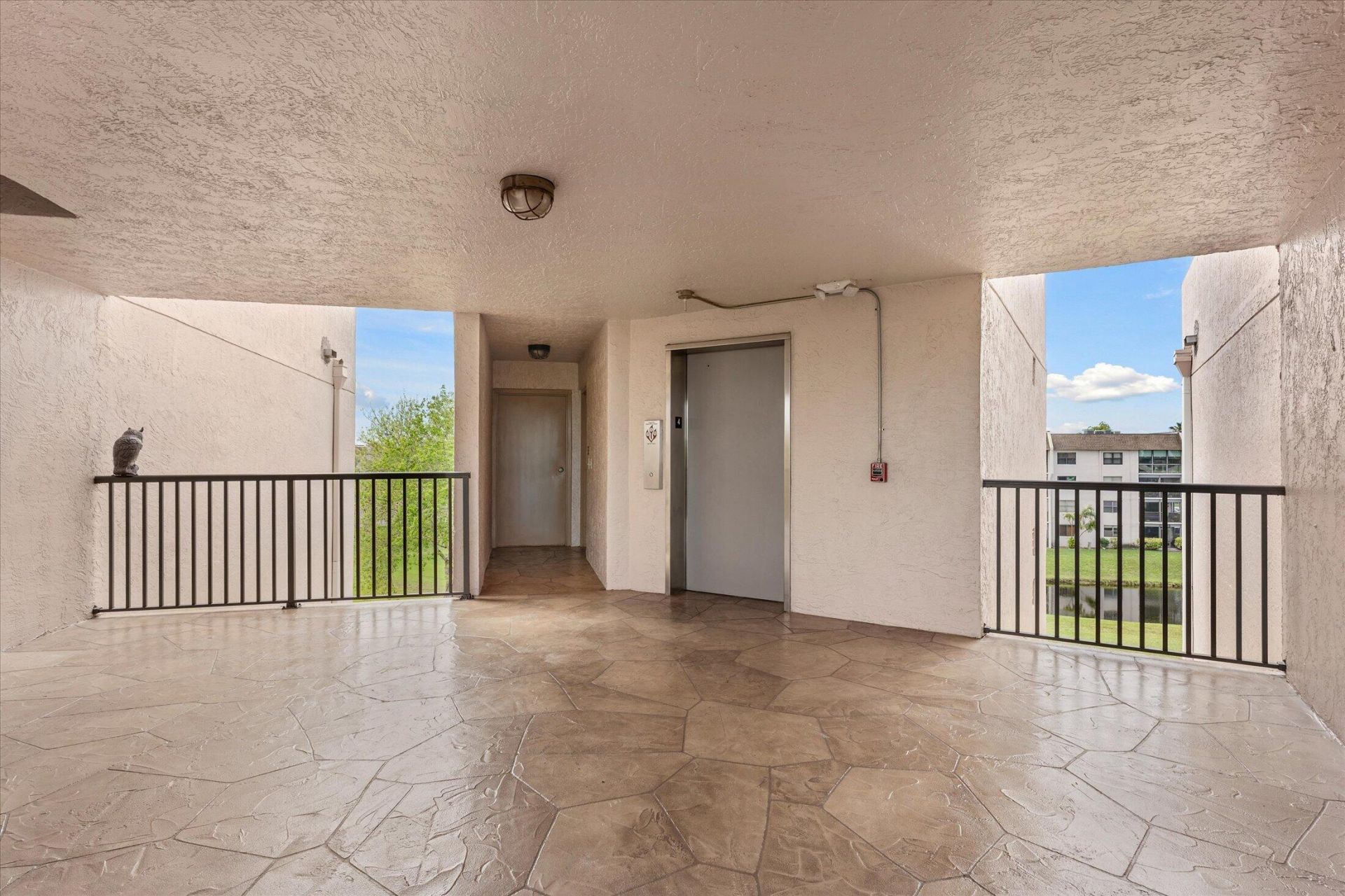 10360 NW 30th Court, Unit 403, Sunrise, FL 33322 Photo