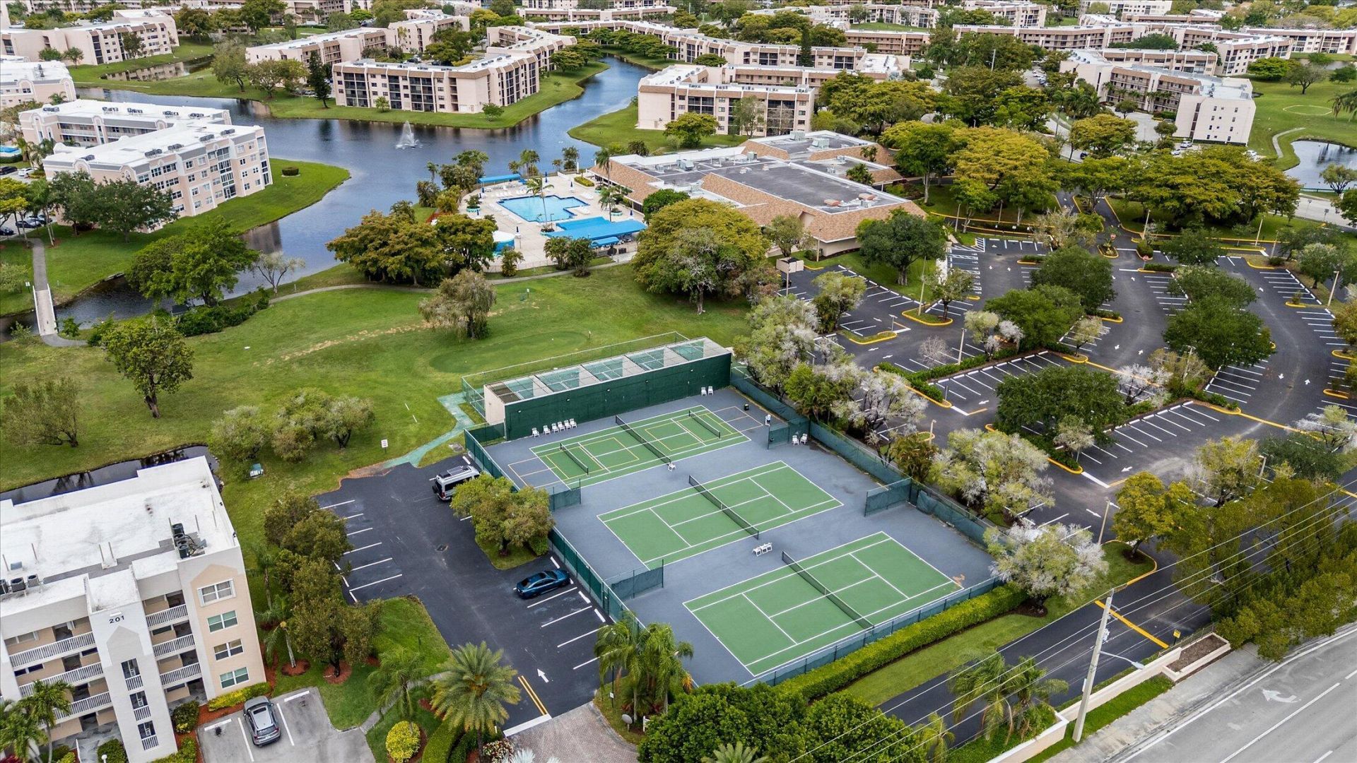 10360 NW 30th Court, Unit 403, Sunrise, FL 33322 Photo