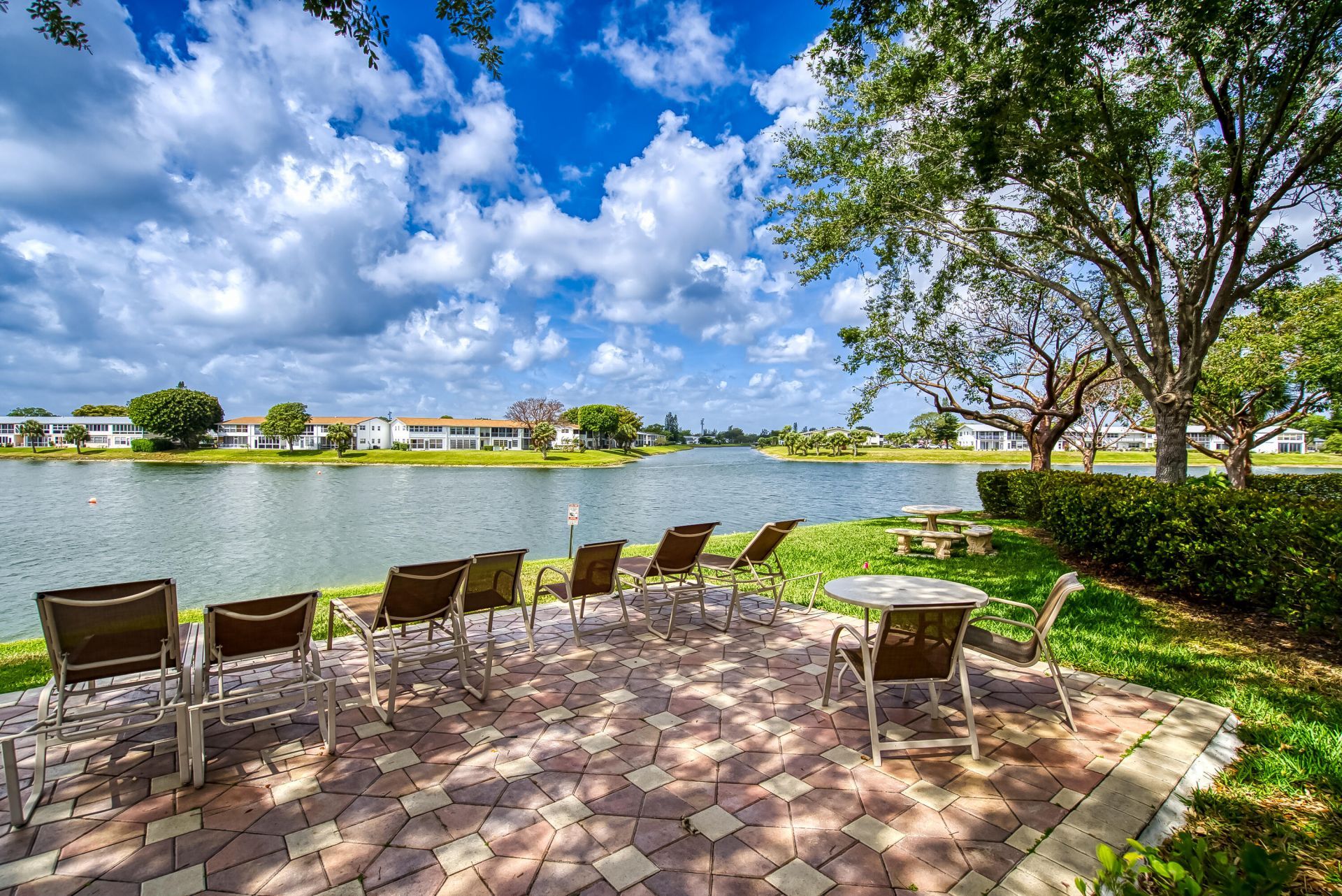 24 Golfs Edge, Unit D, West Palm Beach, FL 33417 Photo