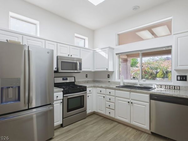 10948 Fort Valley Avenue , Las Vegas, NV 89134