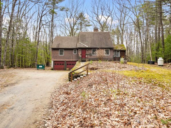 220 Riverdale Road, New Boston, NH 03070