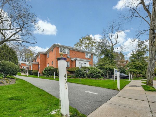 451 Main Street , Unit 14, Northport, NY 11768