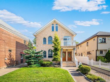 213-58 35TH Avenue , Bayside, NY 11361