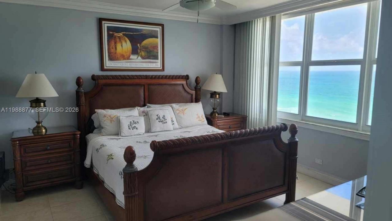 5601 Collins Ave, Unit 1110, Miami Beach, FL 33140 Photo