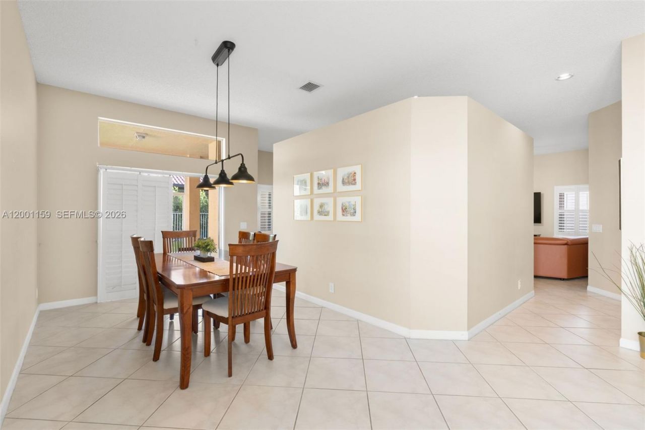 1414 Banyan Way, Weston, FL 33327 Photo