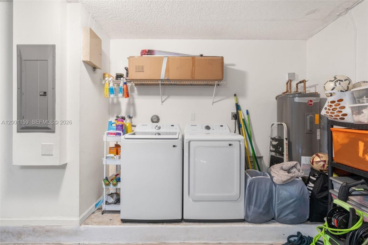 1414 Banyan Way, Weston, FL 33327 Photo