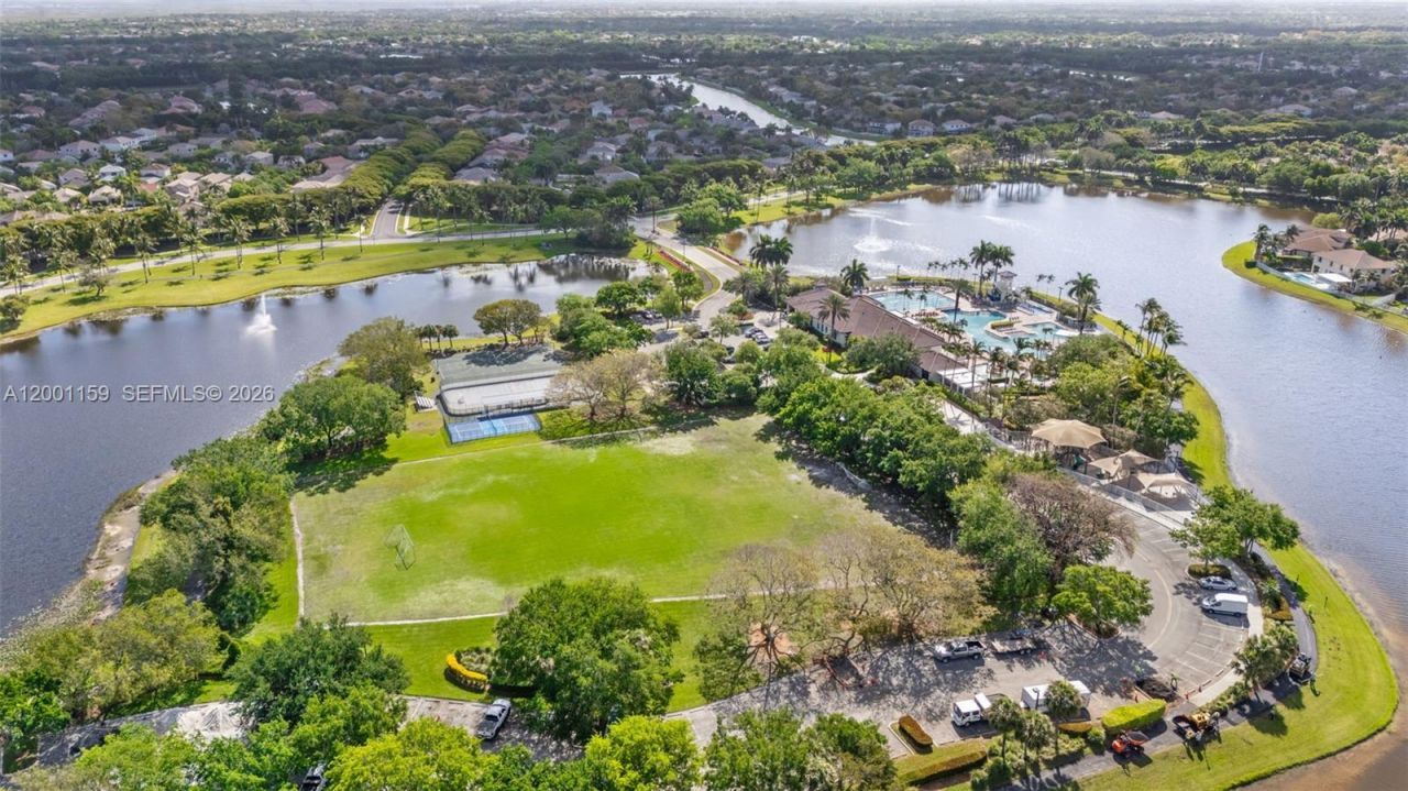 1414 Banyan Way, Weston, FL 33327 Photo