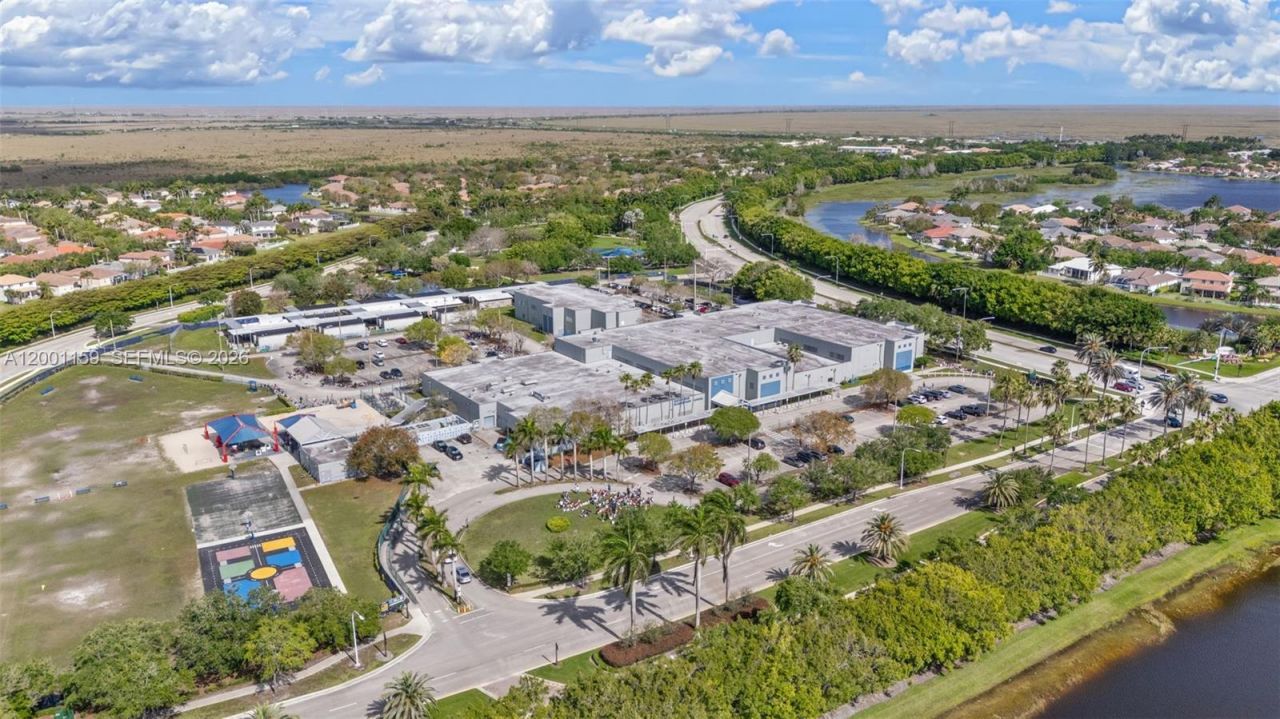 1414 Banyan Way, Weston, FL 33327 Photo