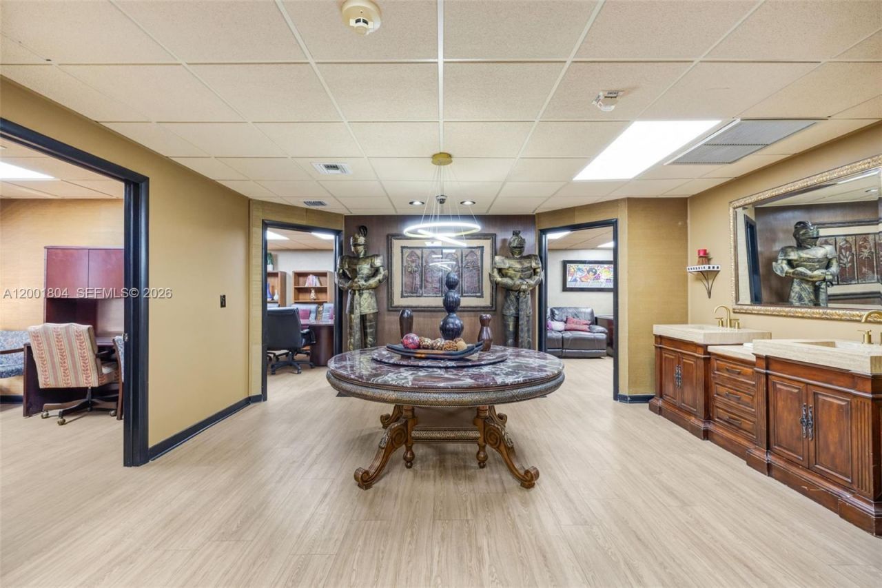 101 Madeira Ave, Coral Gables, FL 33134 Photo