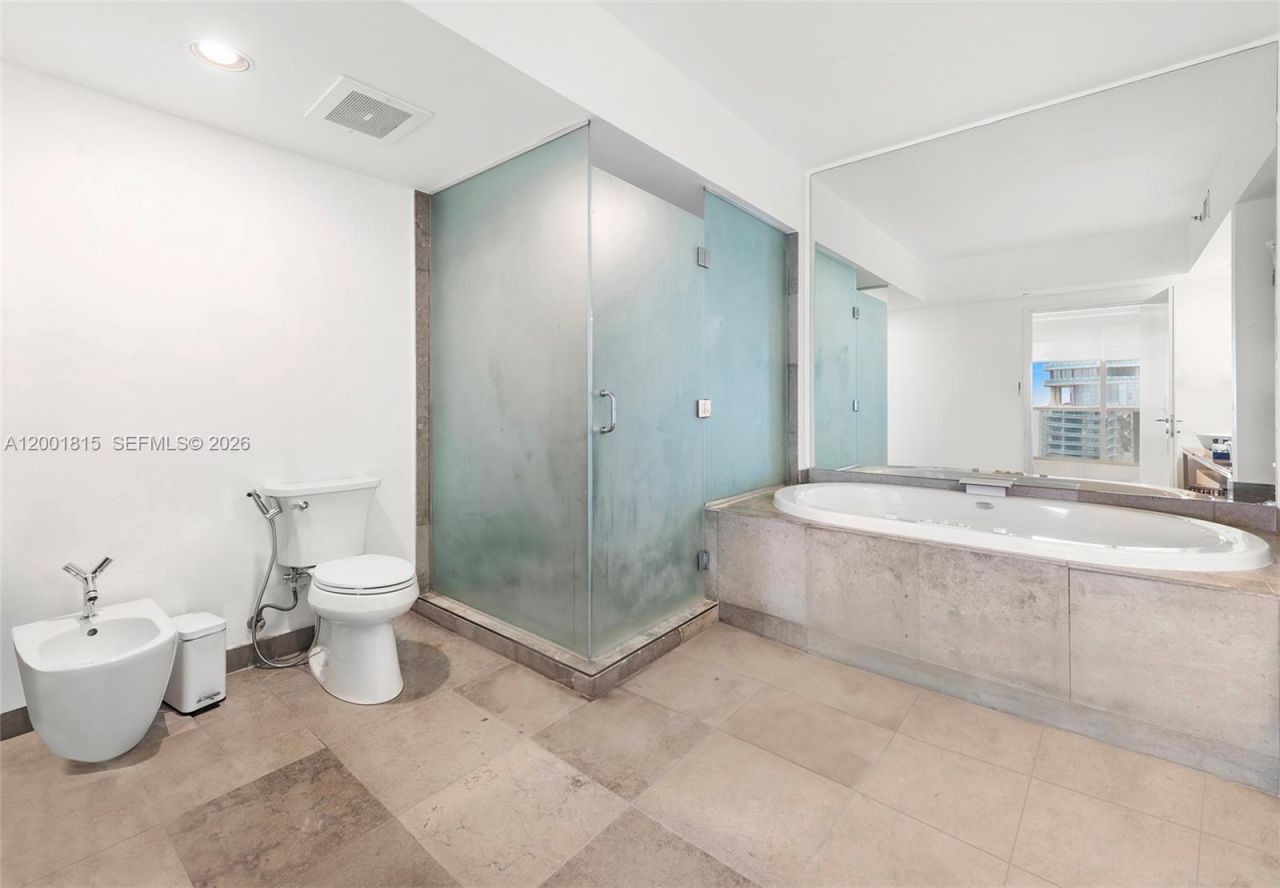 450 Alton Rd, Unit 2704, Miami Beach, FL 33139 Photo