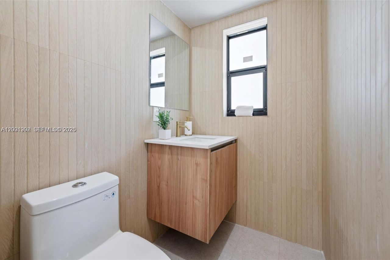 185 NE 106th St, Miami Shores, FL 33138 Photo