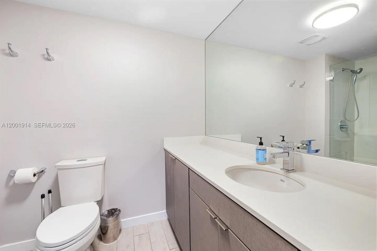 321 NE 26th St, Unit PH906, Miami, FL 33137 Photo