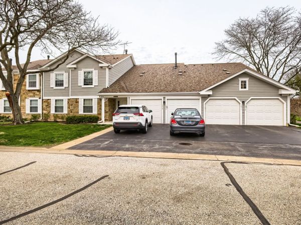 1017 Auburn Lane, Unit 1017, Buffalo Grove, IL 60089