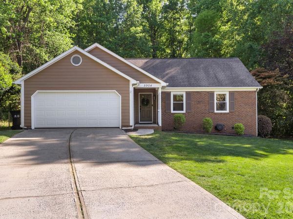 5904 Scots Bluff Drive, Charlotte, NC 28227