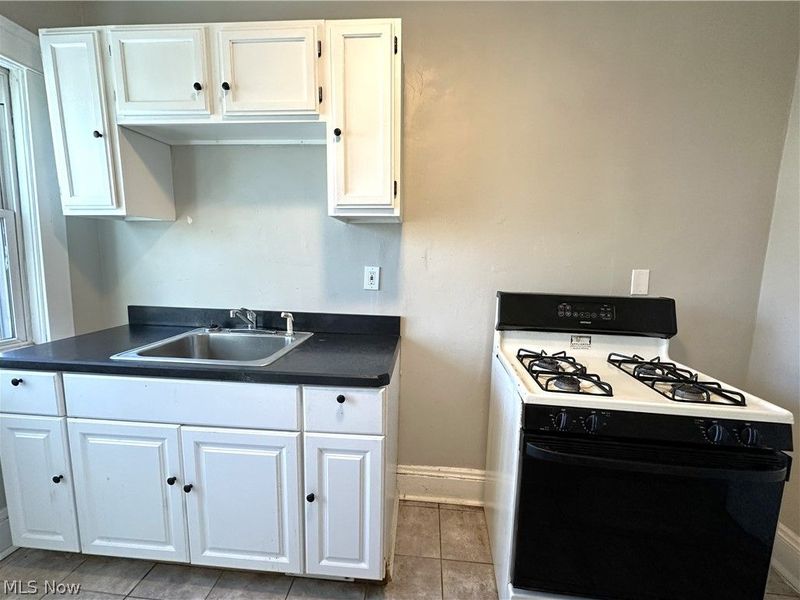 1672 Lockwood Avenue, Unit 6, East Cleveland, OH 44112 Photo 10