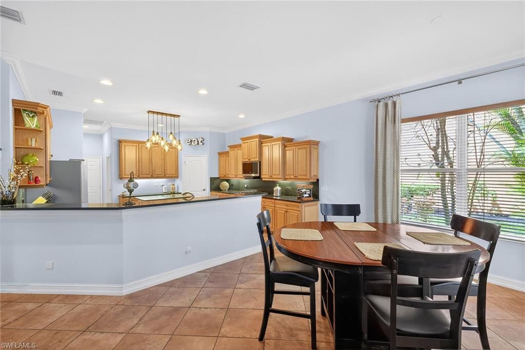 9960 Rookery Cir, Estero, FL 33928 Photo