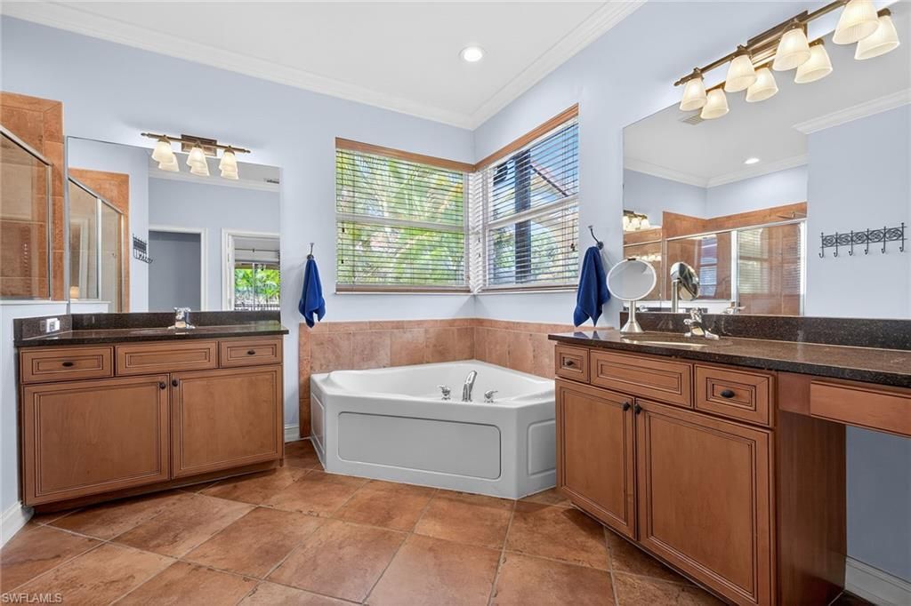 9960 Rookery Cir, Estero, FL 33928 Photo