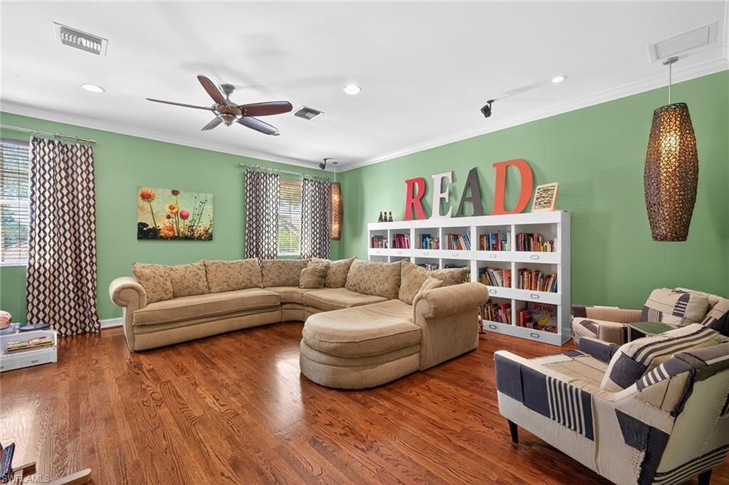 9960 Rookery Cir, Estero, FL 33928 Photo