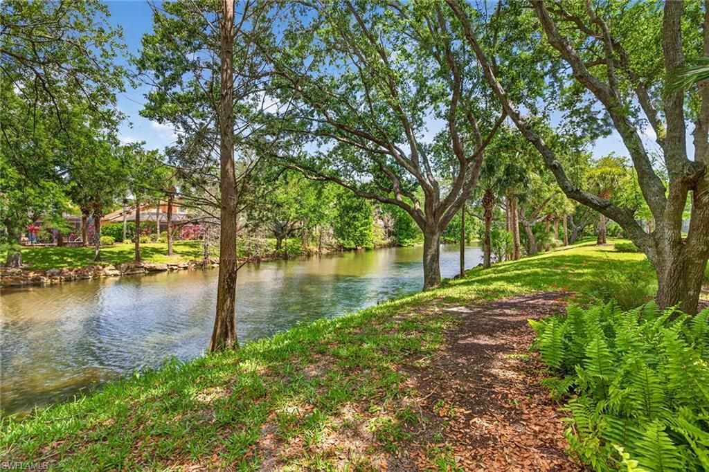 9960 Rookery Cir, Estero, FL 33928 Photo