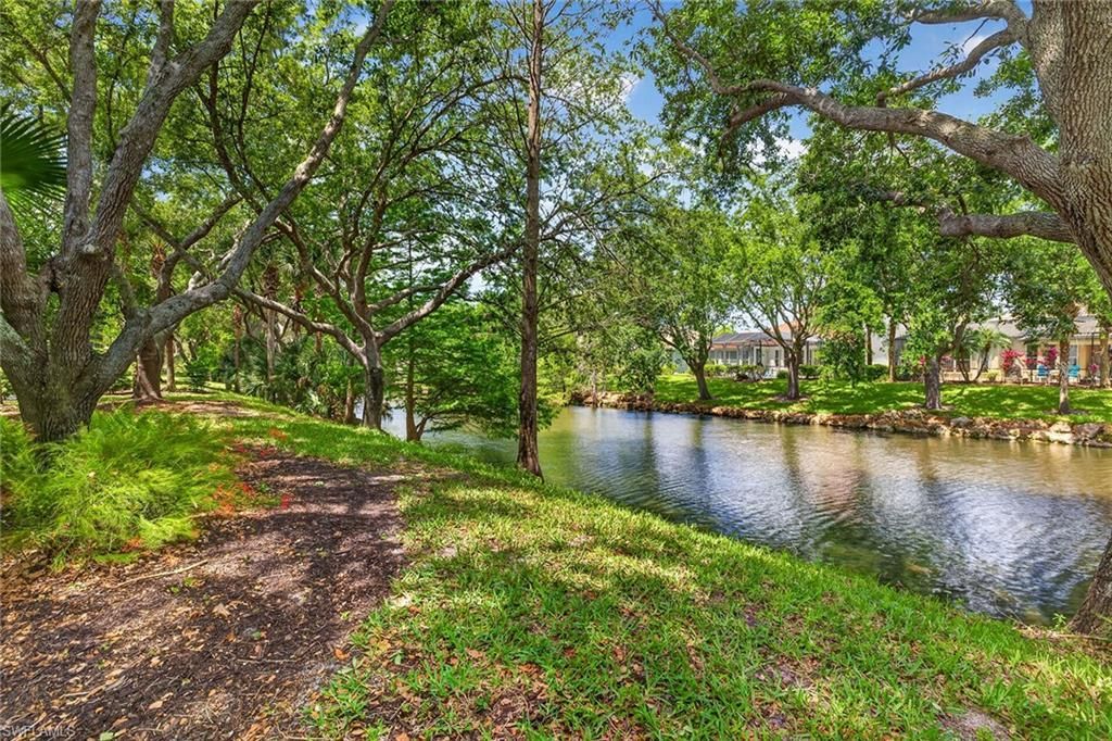 9960 Rookery Cir, Estero, FL 33928 Photo