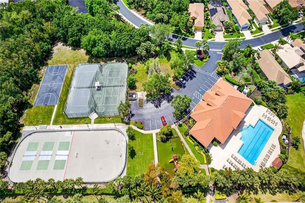 9960 Rookery Cir, Estero, FL 33928 Photo