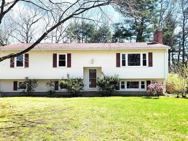 205 Bel Air Dr, Longmeadow, MA 01106