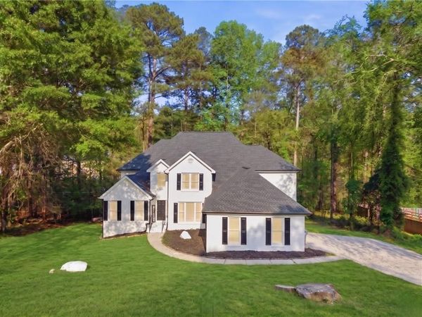 3760 Mountain Cove Road , Snellville, GA 30039