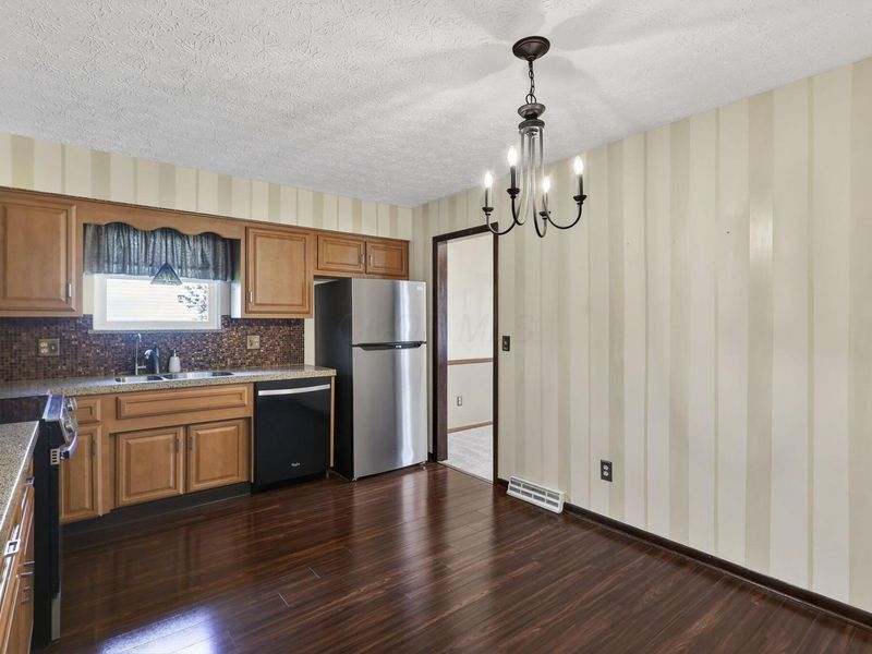 1521 Ramblewood Avenue, Columbus, OH 43235 Photo 16