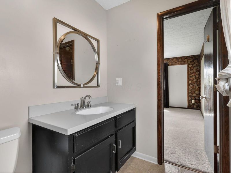 1521 Ramblewood Avenue, Columbus, OH 43235 Photo 21