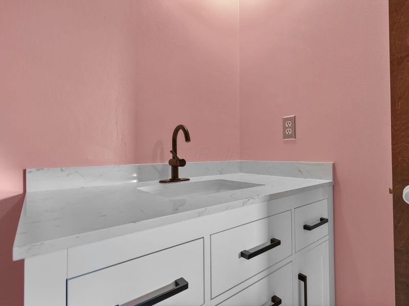 1521 Ramblewood Avenue, Columbus, OH 43235 Photo 31