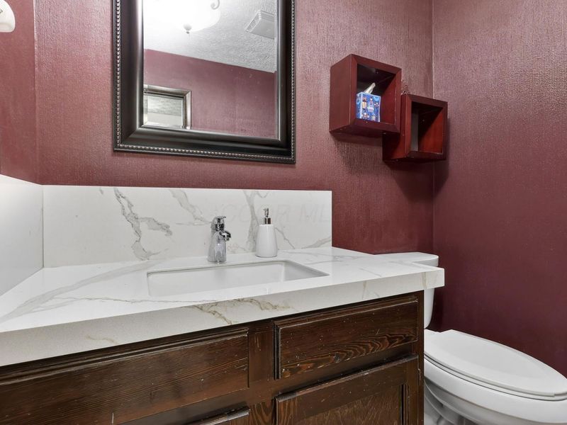 1521 Ramblewood Avenue, Columbus, OH 43235 Photo 40