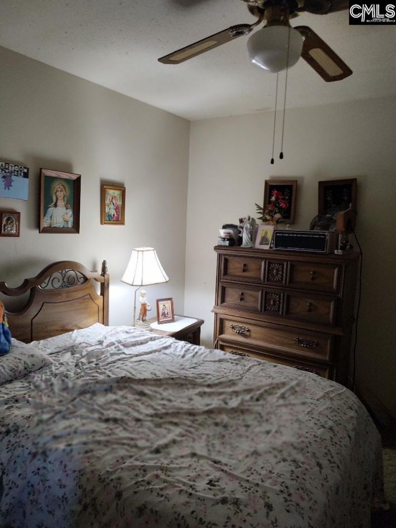 1009 Gardendale Drive Photo 15