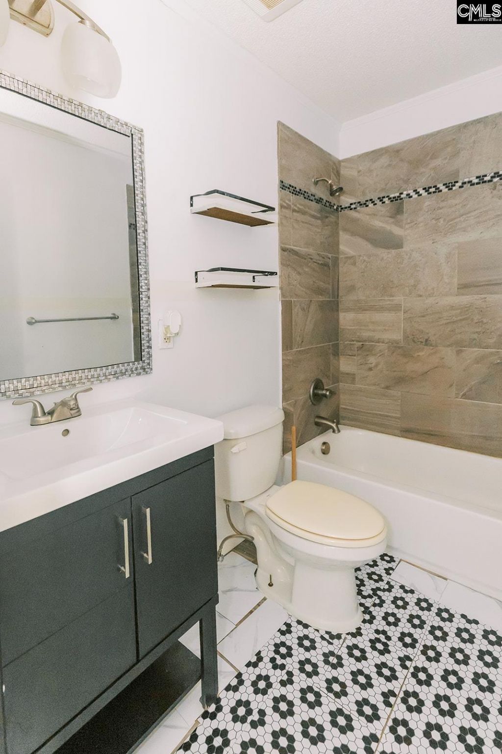 216 Jeffers Circle Photo 30