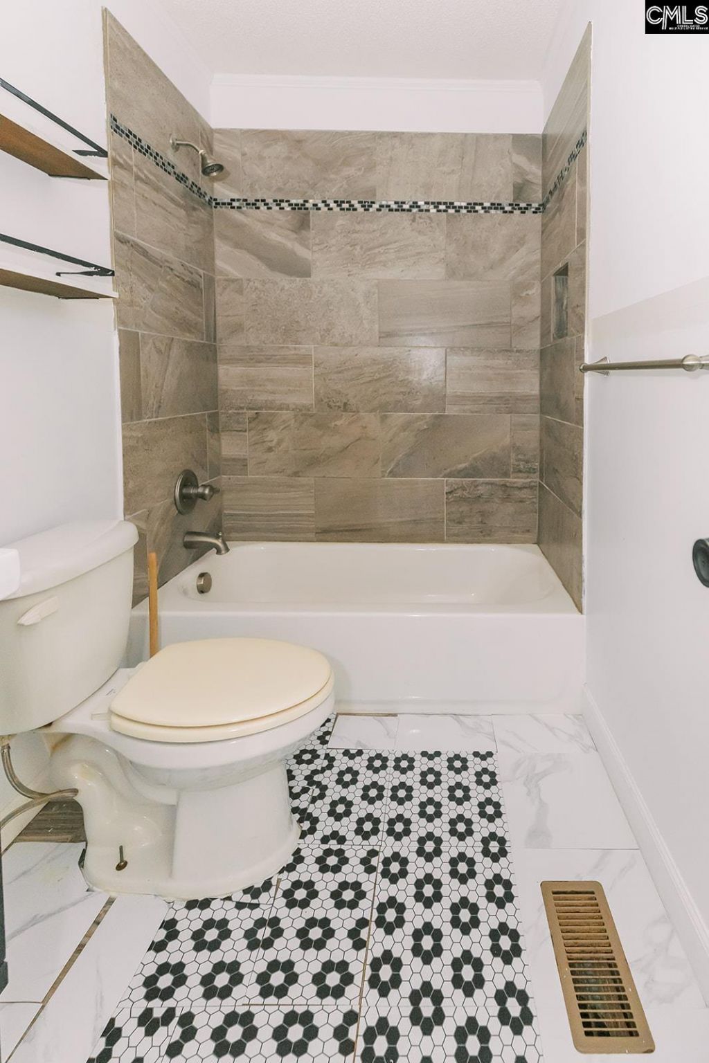 216 Jeffers Circle Photo 31