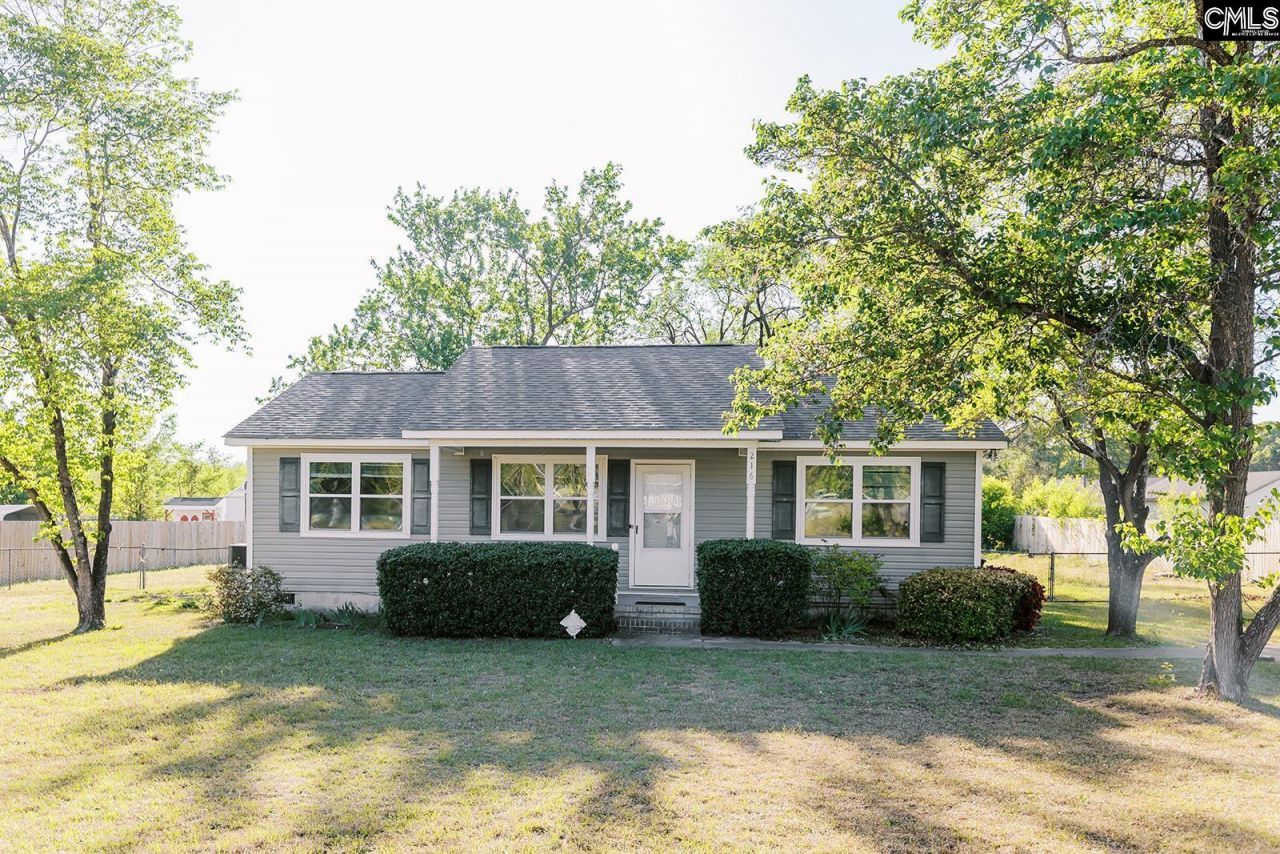 216 Jeffers Circle Photo 35